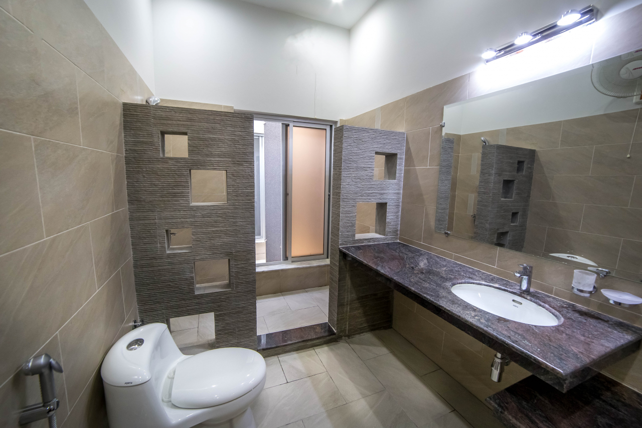 Best Bathroom Tiles In Pakistan