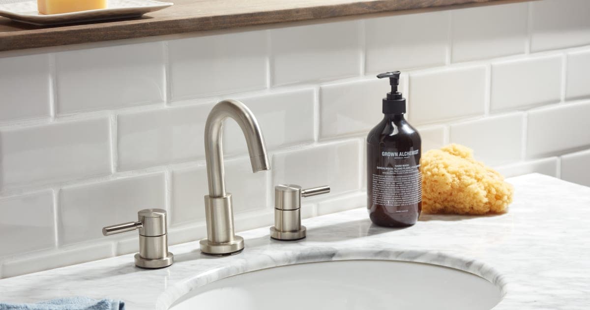 Bathroom Tile Backsplash Installation