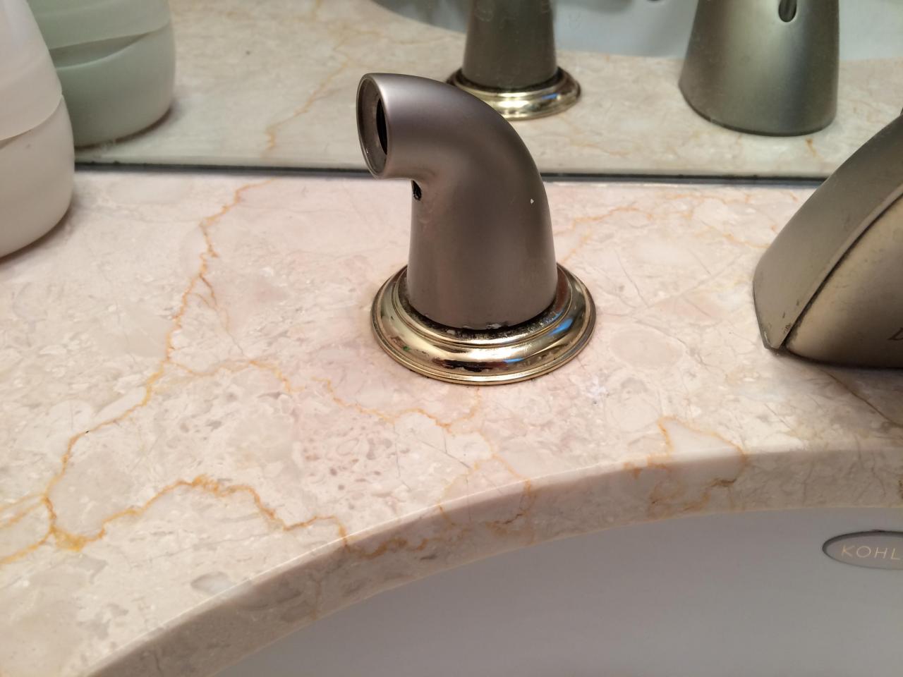 How To Remove A Delta Bathroom Faucet Handle