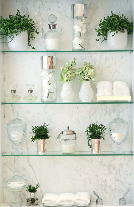 What to Put on Glass Shelves in Bathroom