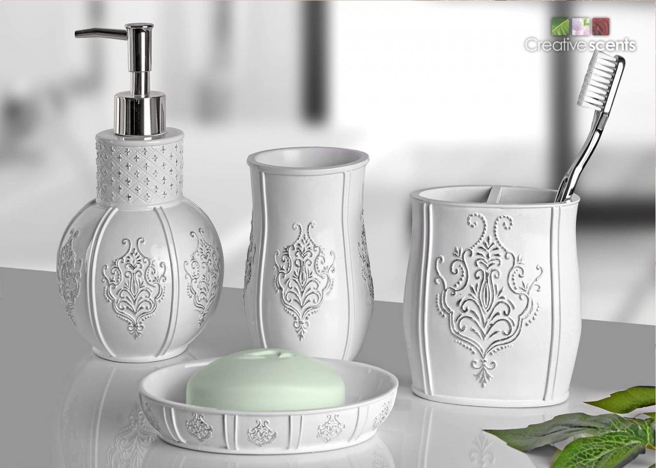 Bathroom Accessories Vintage Style