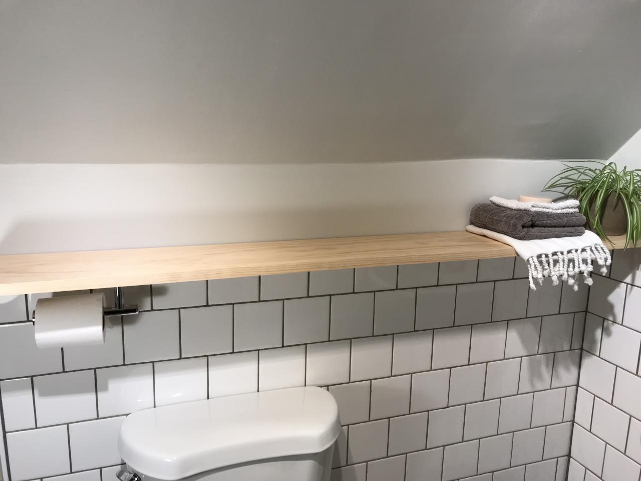 Bathroom Wall Shelf with Ledge