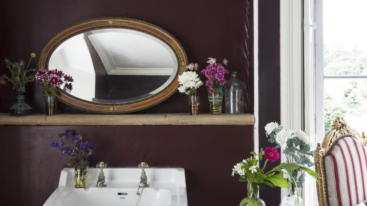 Burgundy Bathroom Accessories UK