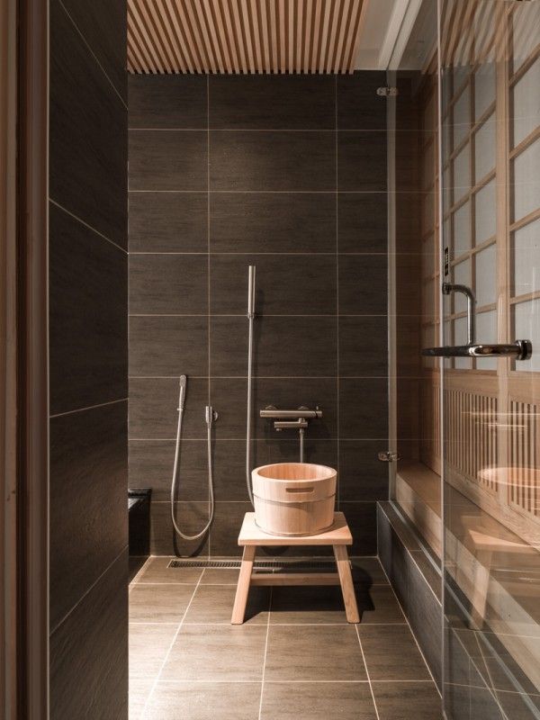 Japanese Bathroom Tiles