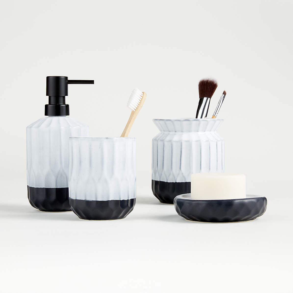 Black White Bathroom Accessories