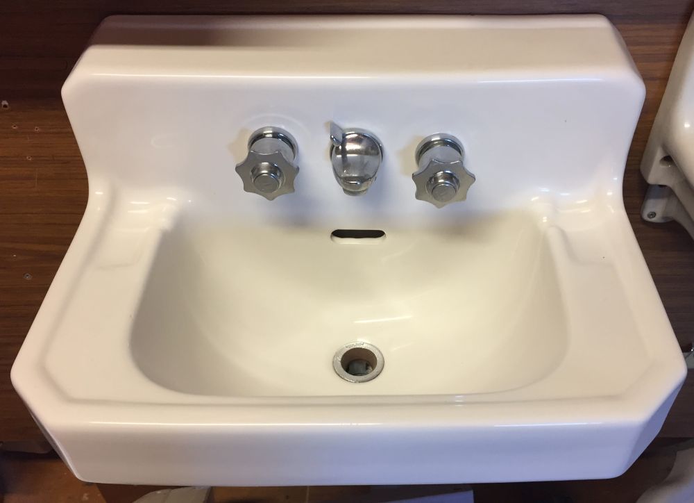 Bathroom Sinks Used