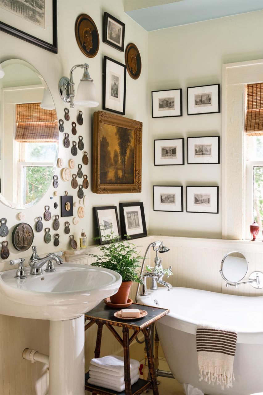 Themed Bathroom Accessories